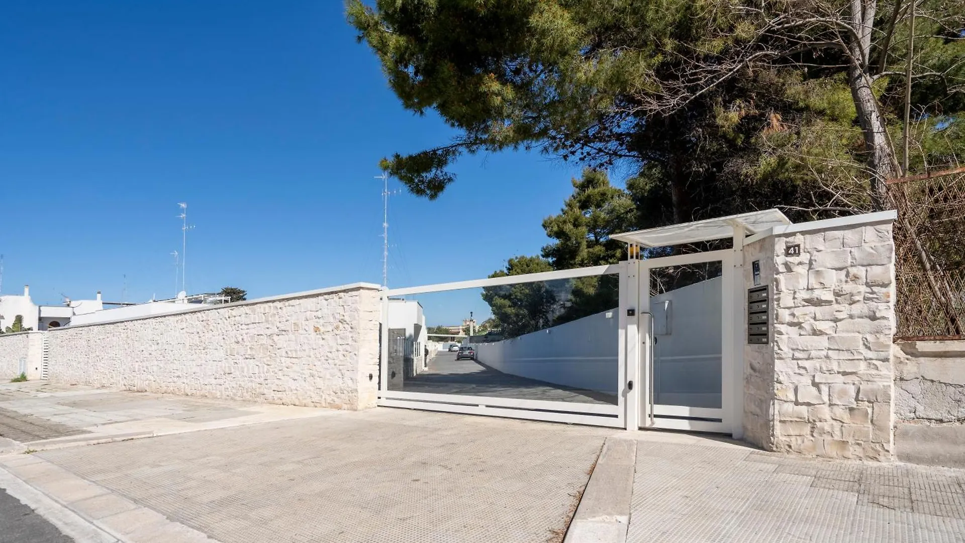 Villa Musa - Your Exclusive Stay In Bari 0*,